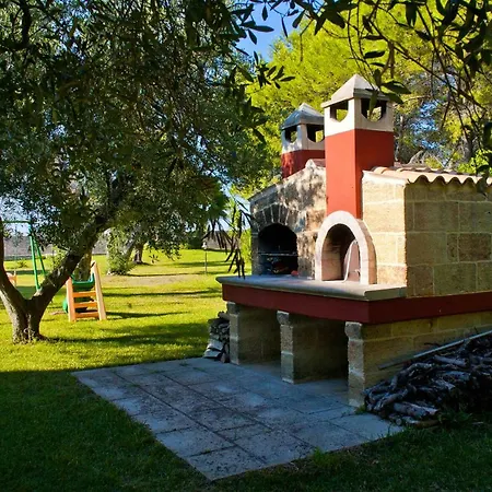 فيلة Panagias Tis Loreto
